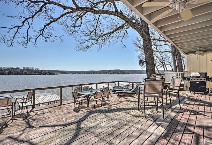 Sunrise Beach Retreat On Lake Of The Ozarks!