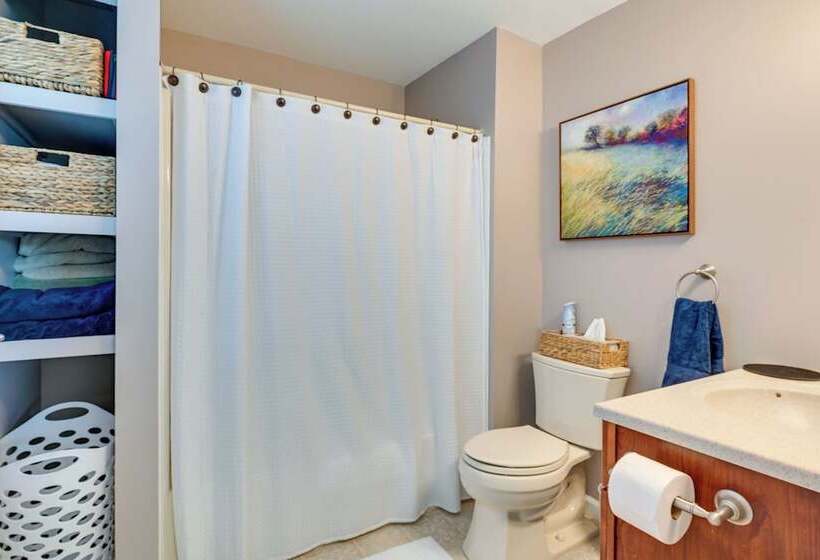 Michigan Island Lake House: Sunrise & Sunset Views