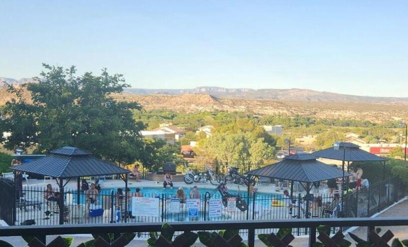 The View Motel
