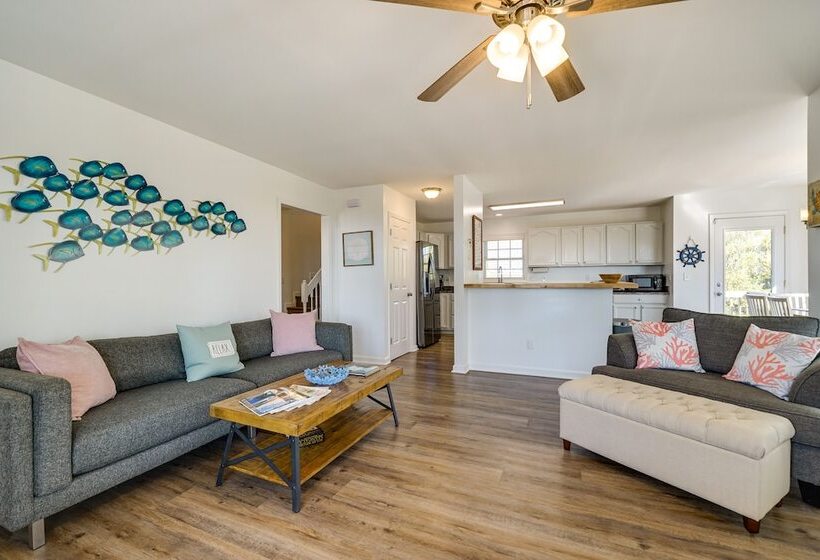 Topsail Beach Vacation Rental: Idyllic Ocean Views