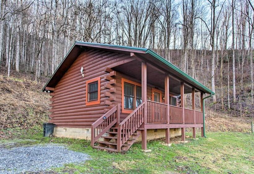 Turkey Creek Cove Clyde Cabin W/ Mtn Views!