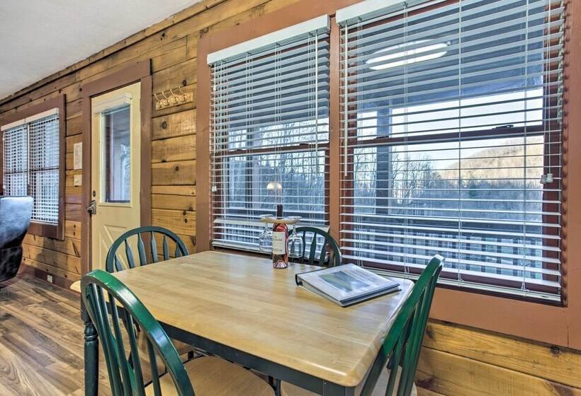 Turkey Creek Cove Clyde Cabin W/ Mtn Views!