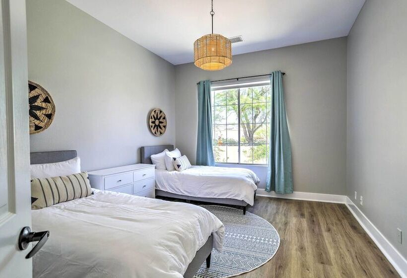 Updated & Modern Palm Desert Hideaway W/ Pool