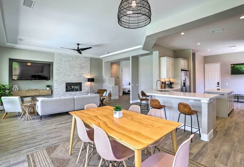 Updated & Modern Palm Desert Hideaway W/ Pool