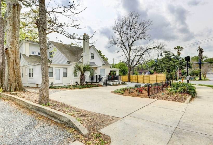 Updated Tallahassee Home ~ 1 Mi To Downtown!