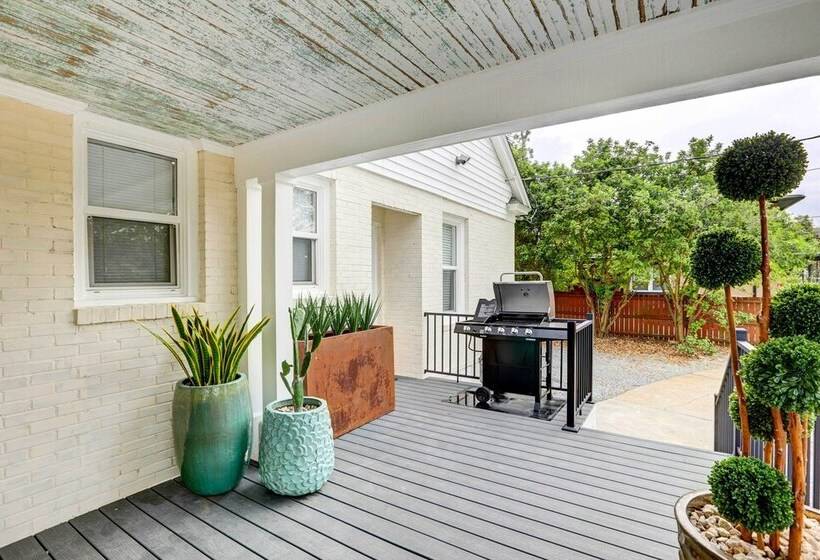 Updated Tallahassee Home ~ 1 Mi To Downtown!