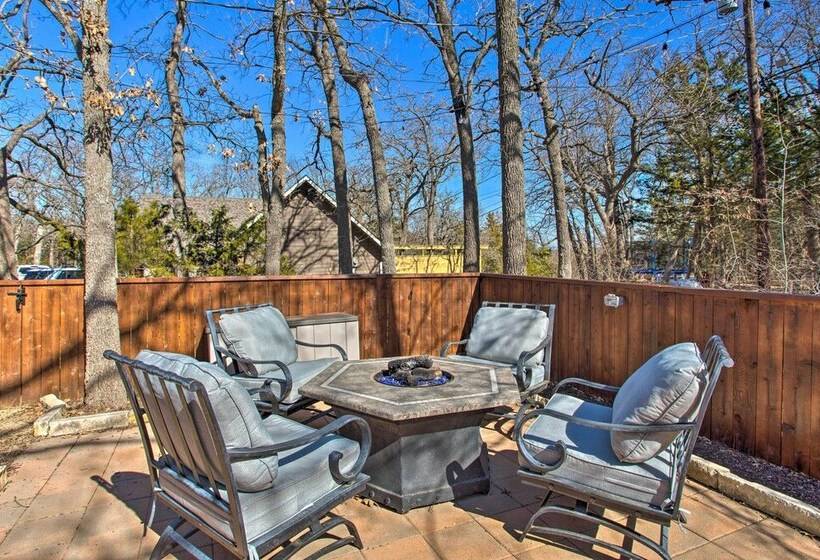 Versatile Home W/ Deck & Grill, 1 Mi To Lake!