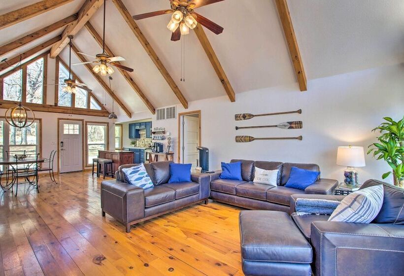 Versatile Home W/ Deck & Grill, 1 Mi To Lake!