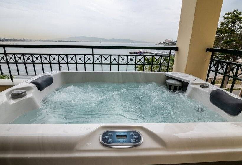 Votsalakia Hotel & Luxury Apartments