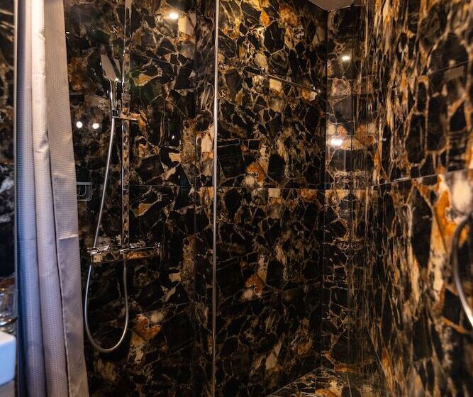 Votsalakia Hotel & Luxury Apartments