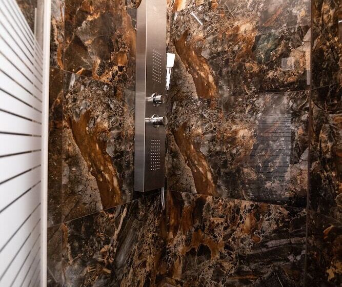 Votsalakia Hotel & Luxury Apartments