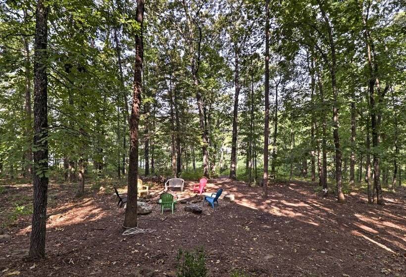 Waterfront Family Home W/ Deck, 5 Miles To Marina!