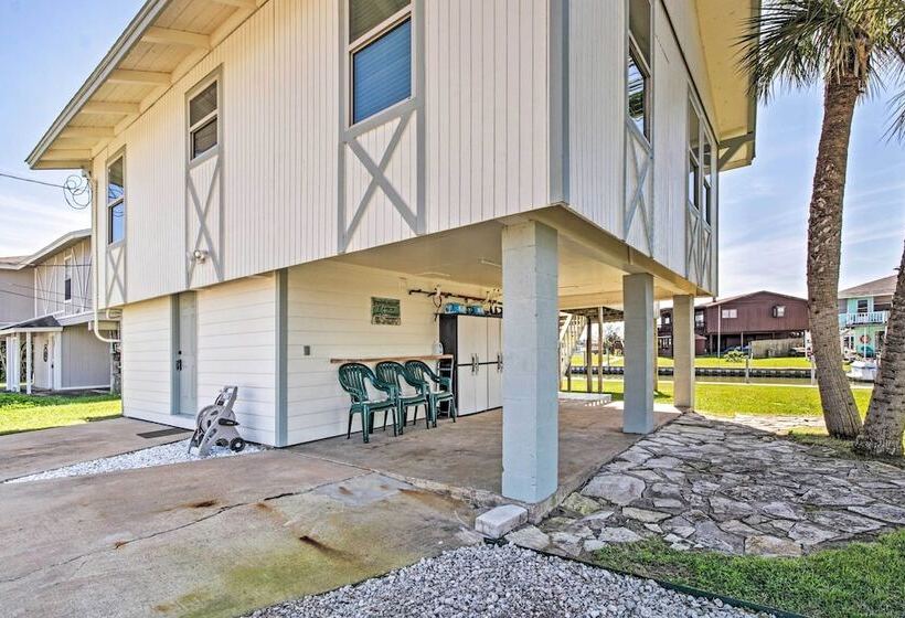 Waterfront Haven W/ Grill 9 Mi To Surfside Beach