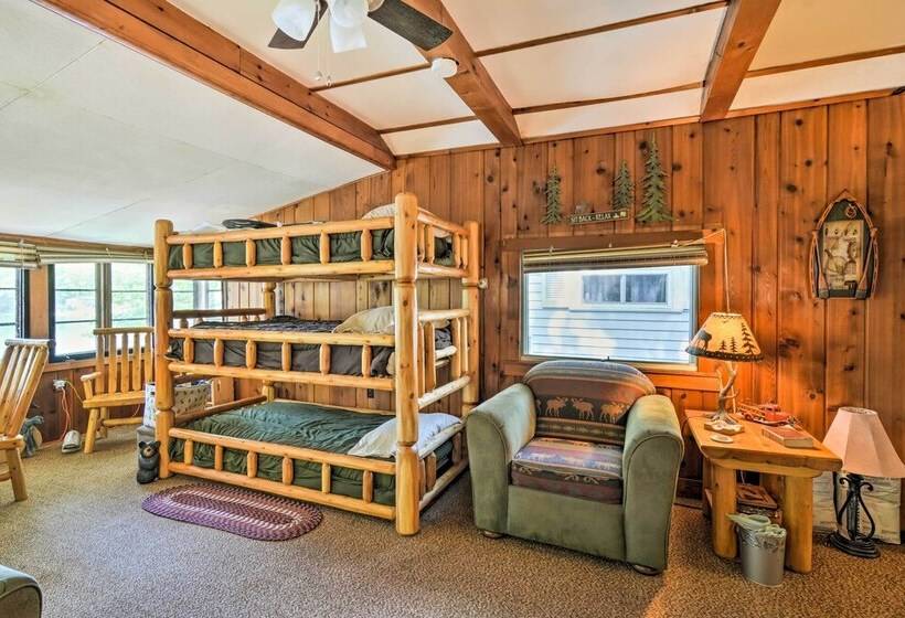 Northern Michigan Lake House W/ Boat Dock + Kayaks