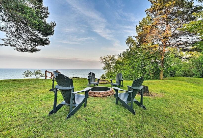 Waterfront Lake Huron Getaway: Private Beach!