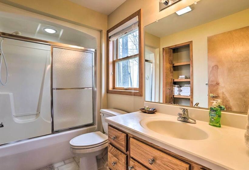 Waterfront Lake Huron Home   Private Beach!