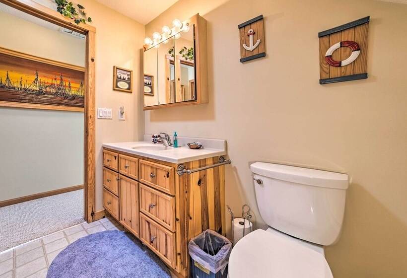 Waterfront Lake Huron Home   Private Beach!