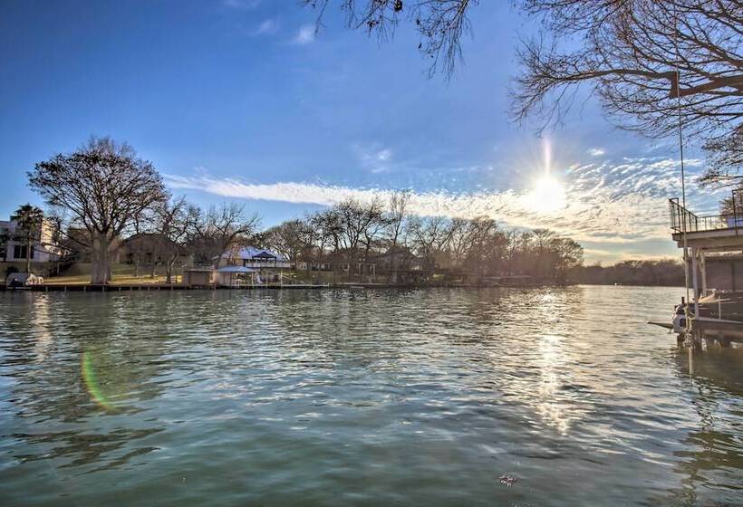 10 Mi To New Braunfels: Waterfront Seguin Gem