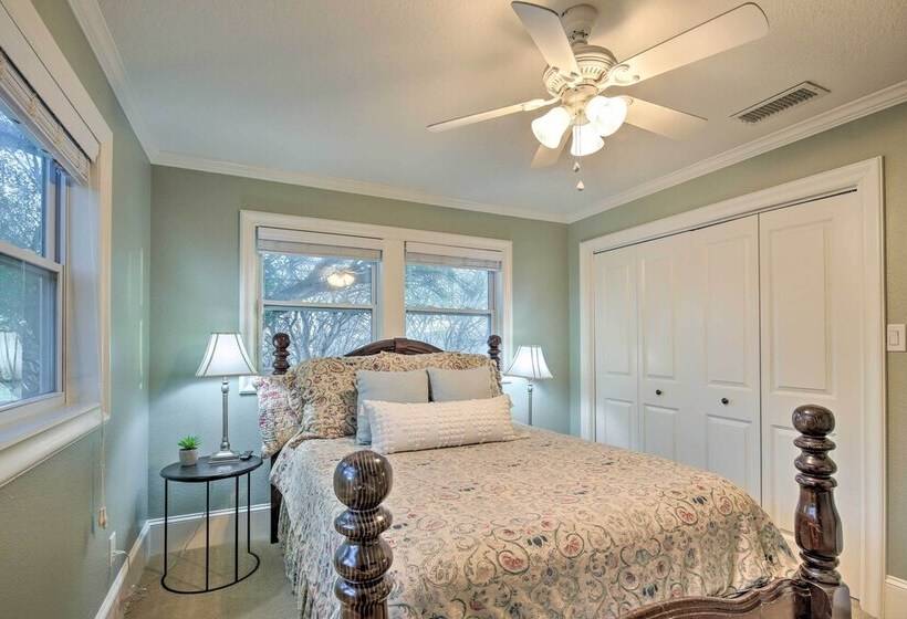 10 Mi To New Braunfels: Waterfront Seguin Gem