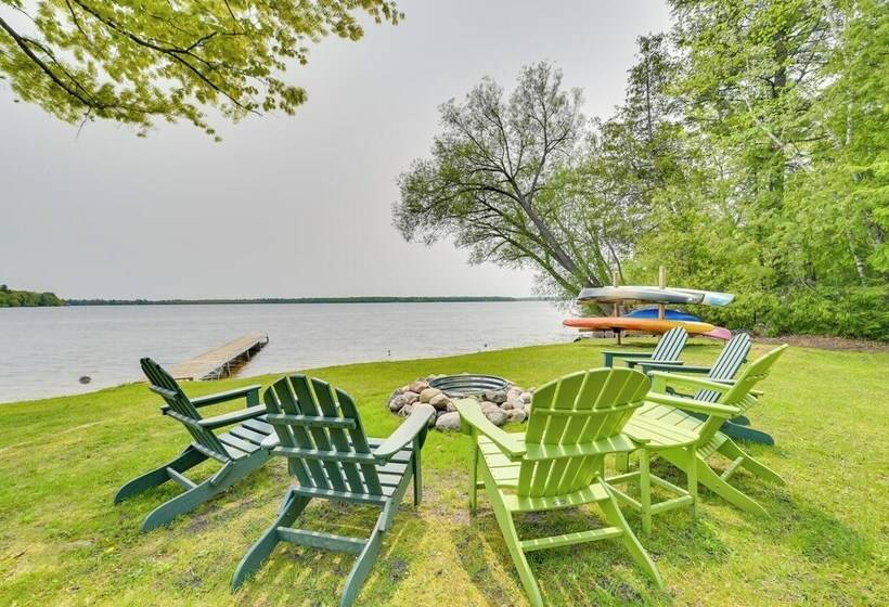 Waterfront Paradise Lake Cottage W/ Private Dock!