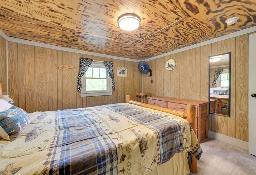 Waterfront Paradise Lake Cottage W/ Private Dock!