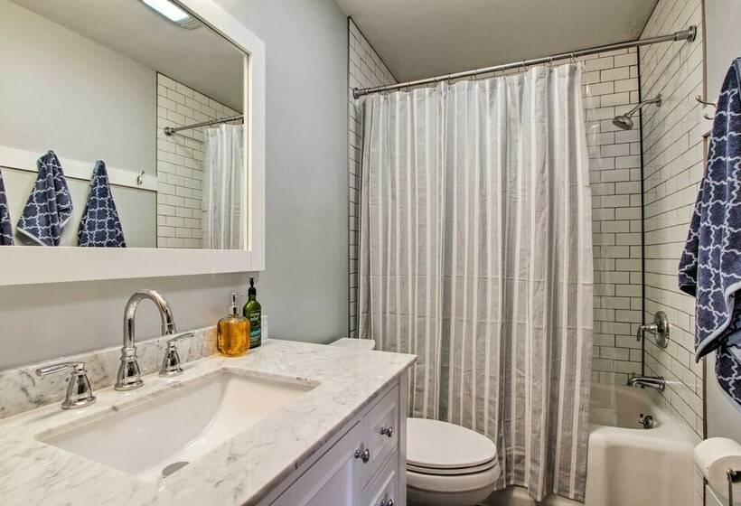 Wisconsin River Valley Farmhouse: Fire Pit & View