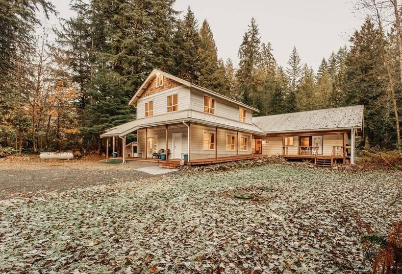 42mf   Wifi   Hot Tub   Bbq