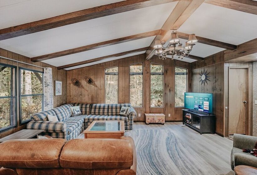 42mf   Wifi   Hot Tub   Bbq