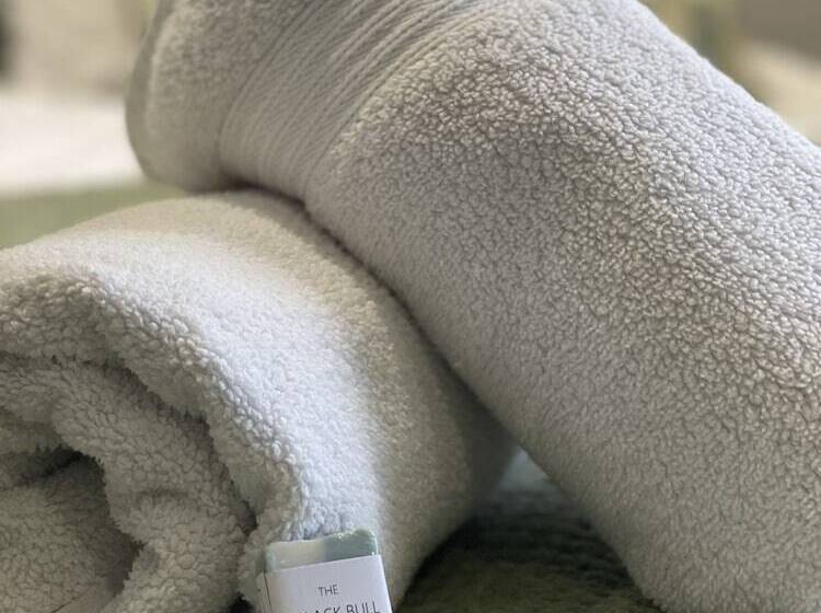 민박 Black Bull Bellingham