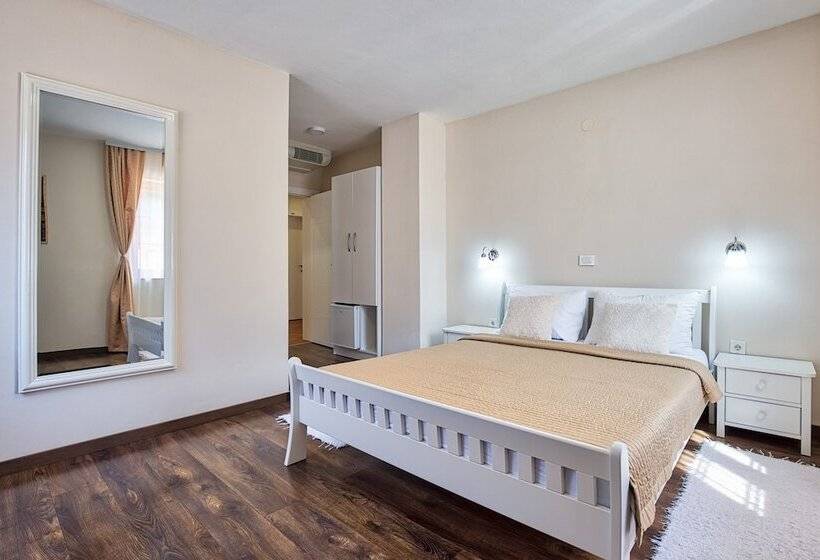 مبيت وإفطار Green Lakes House 2