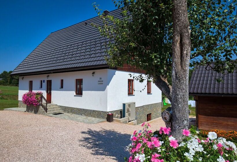 مبيت وإفطار Green Lakes House 2