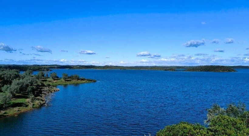 تختخواب و صبحانه Herdade Do Rio Torto