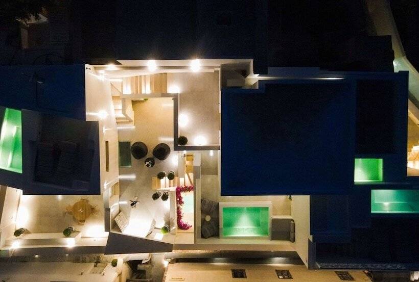 تختخواب و صبحانه La Madeleine