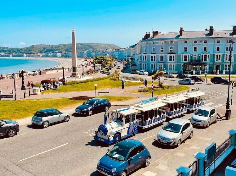 ベッドアンドブレックファースト Lawton & Lauriston Court