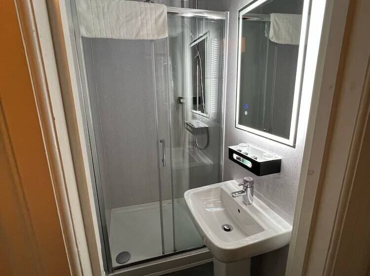 ベッドアンドブレックファースト Lawton & Lauriston Court