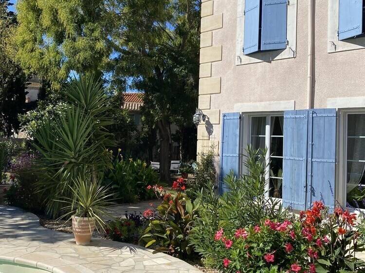 مبيت وإفطار Maison De Midi
