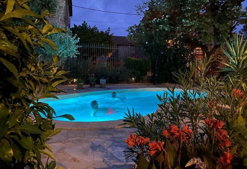 مبيت وإفطار Maison De Midi