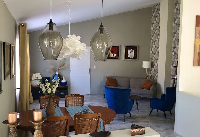 مبيت وإفطار Maison De Midi