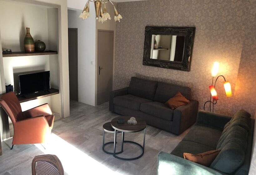 مبيت وإفطار Maison De Midi