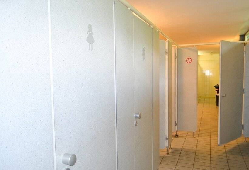 تختخواب و صبحانه Munich Central Camping