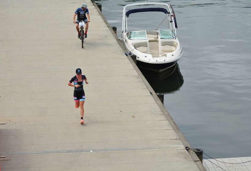 住宿加早餐 St Francis Cottage