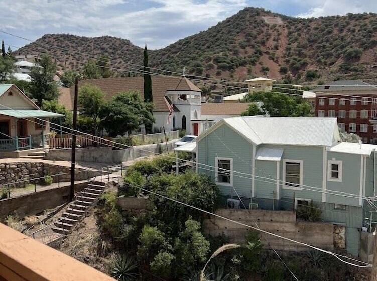 مبيت وإفطار The Oliver House