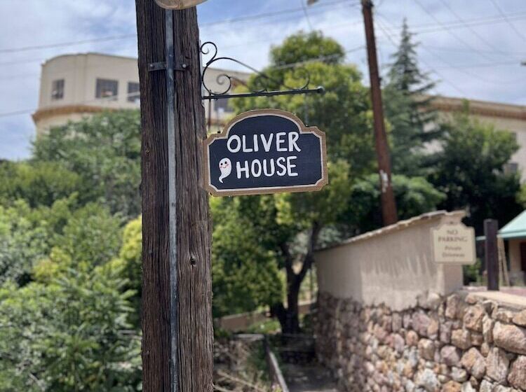 مبيت وإفطار The Oliver House