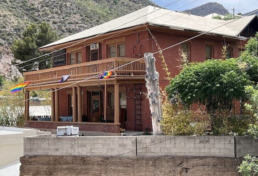 مبيت وإفطار The Oliver House