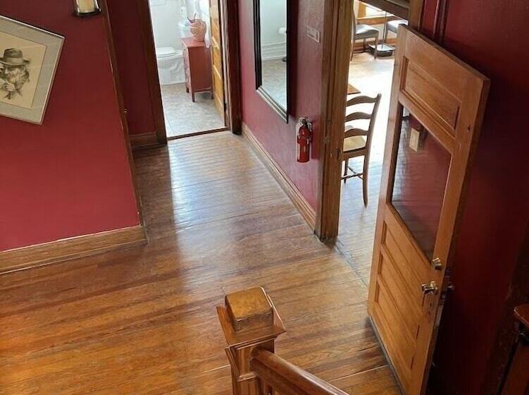 مبيت وإفطار The Oliver House