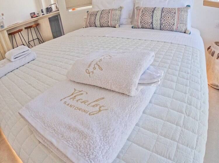 Bed and Breakfast Thealos Santorini Close To Square