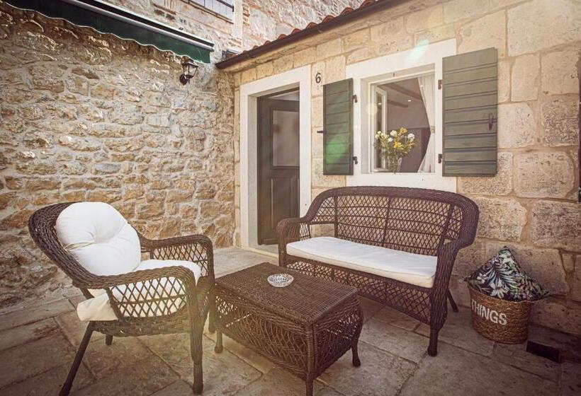 Bed and Breakfast Theatre Luxury Rooms