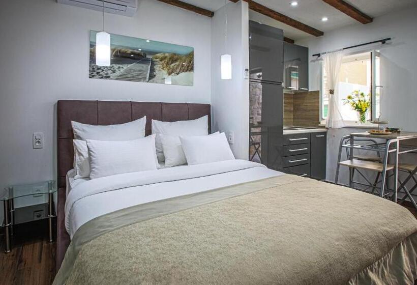 Bed and Breakfast Theatre Luxury Rooms