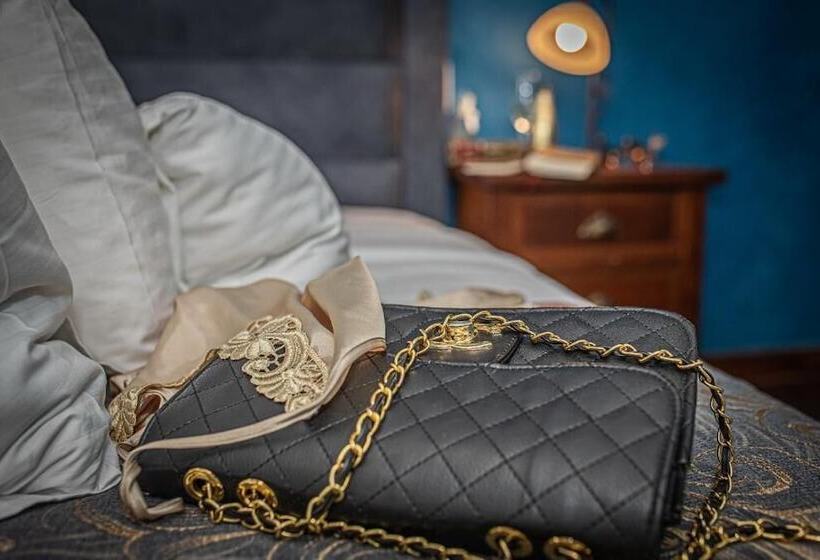 Bed and Breakfast Theatre Luxury Rooms