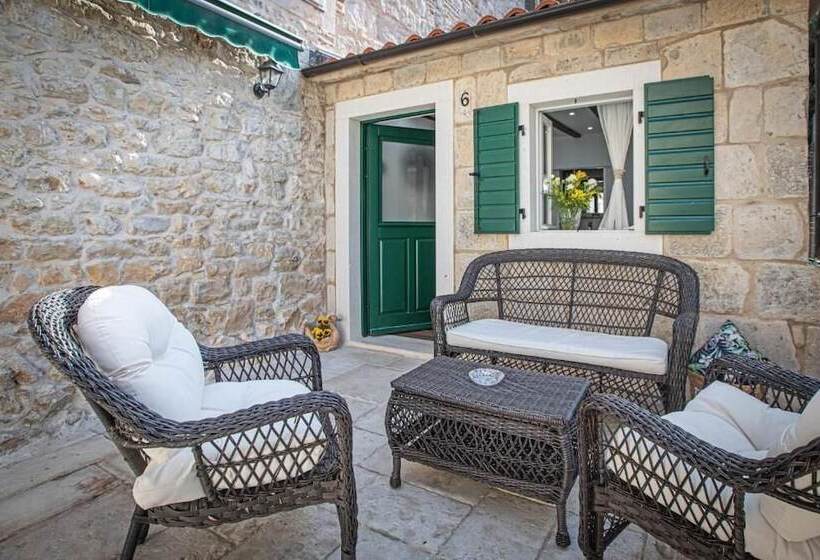 Bed and Breakfast Theatre Luxury Rooms